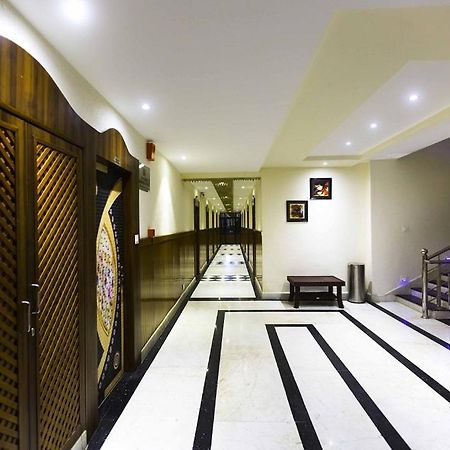 Hotel Kings Regency Drang Exterior foto